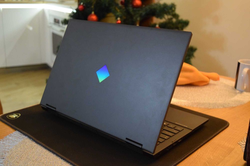 Лаптоп|HP OMEN 15|Ryzen 7 5800H/RTX 3060/3TB Памет/16GB RAM/2K 165HZ