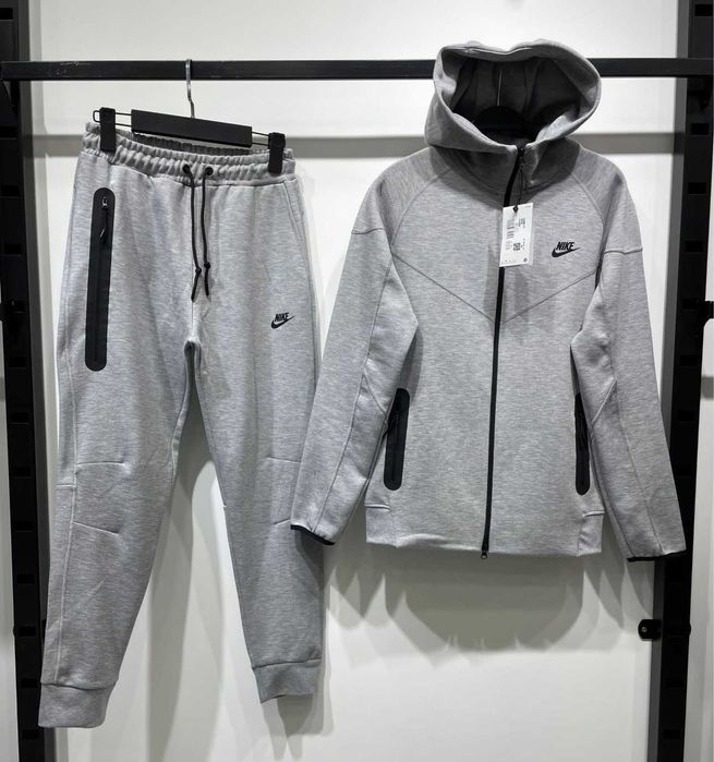 Trening Nike Tech Fleece Model NOU 2024 -Calitate Premium baieti fete