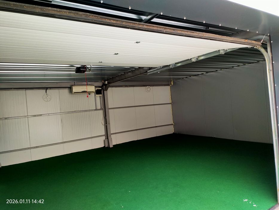 Hală, spații de închiriat.