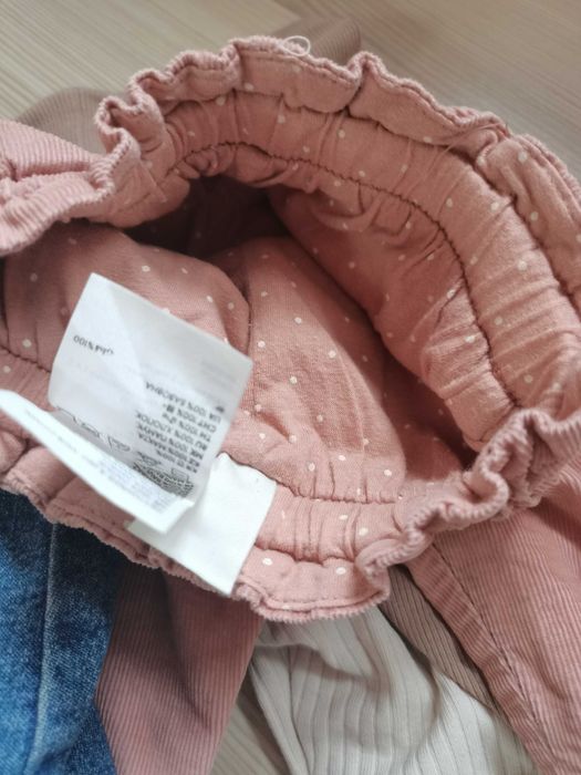 Set hainute+căciuli 6-9 luni