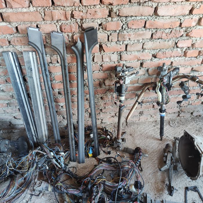 Части от бмв е36 купе кабрио