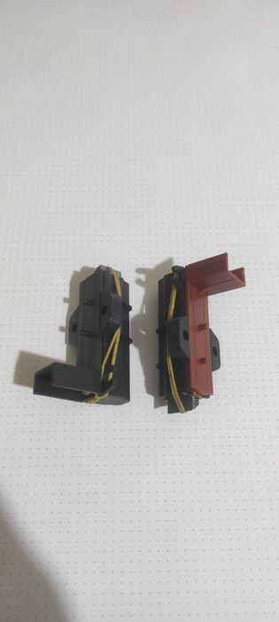 Продаются щётку для стиральной машины LG в сборе и без.