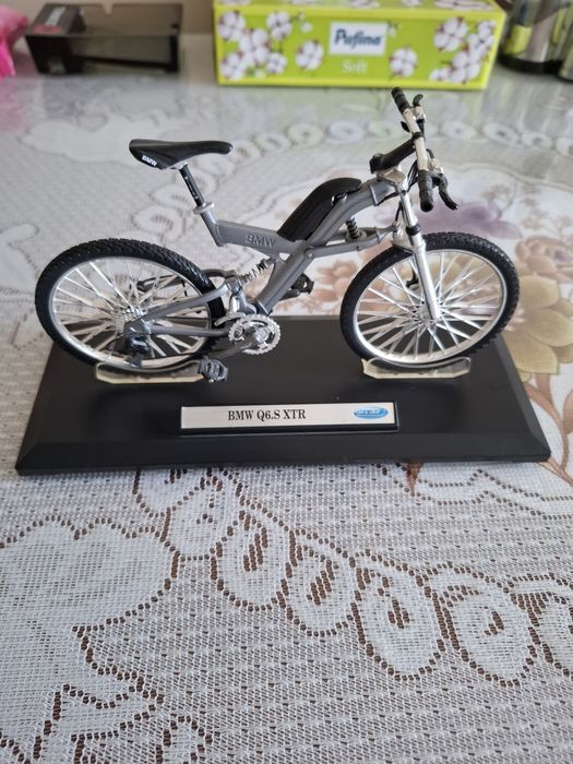 Macheta bicicleta BMW