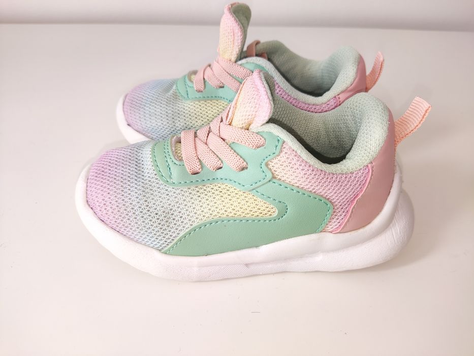 -->Лот от детски маратонки Waikiki, н.23 за малка госпожица