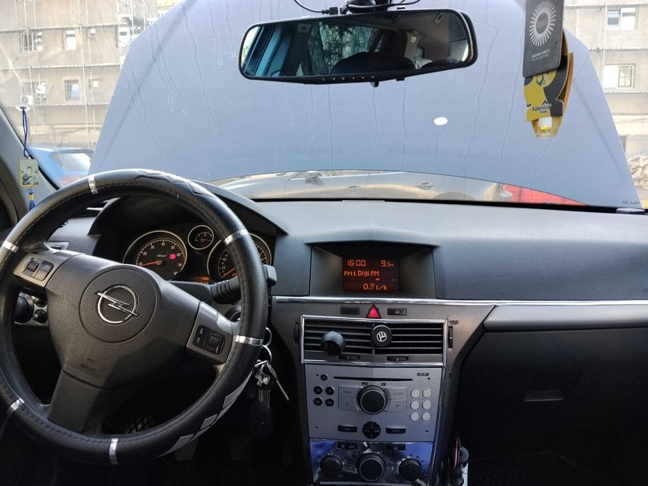 Vând opel Astra h
