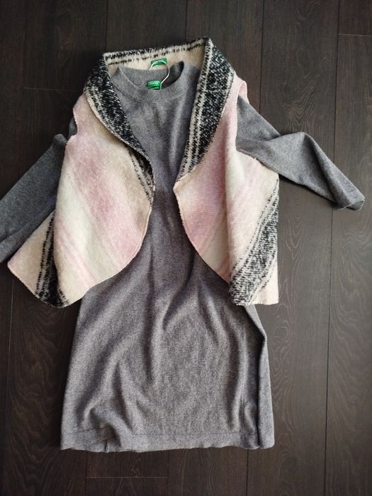 Вълнен комплект бенетон S размер