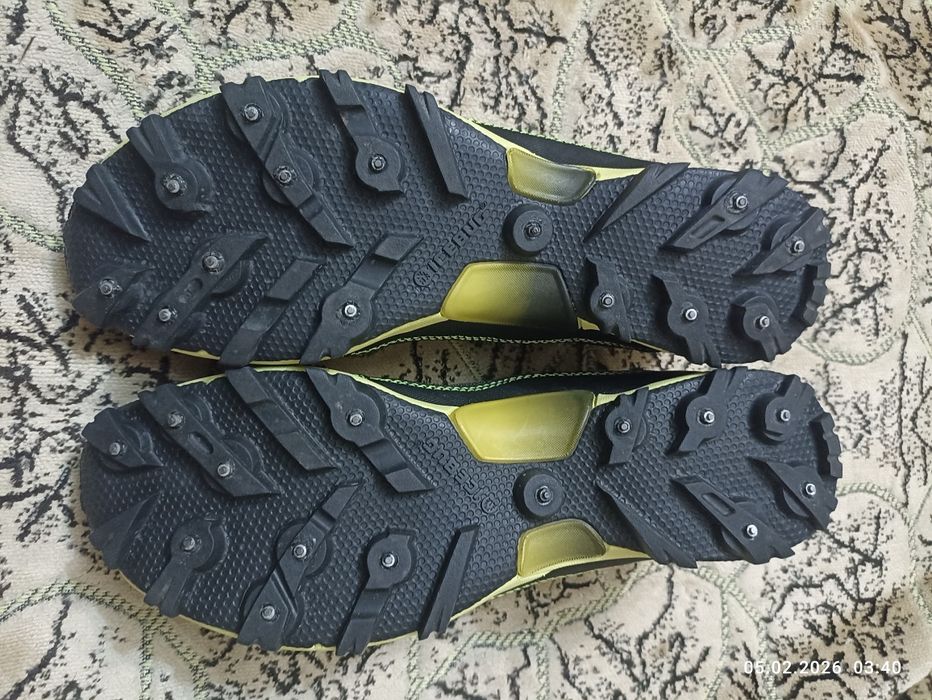 Кроссовки (шиповки) для ориентирования ICEBUG 40 р-р