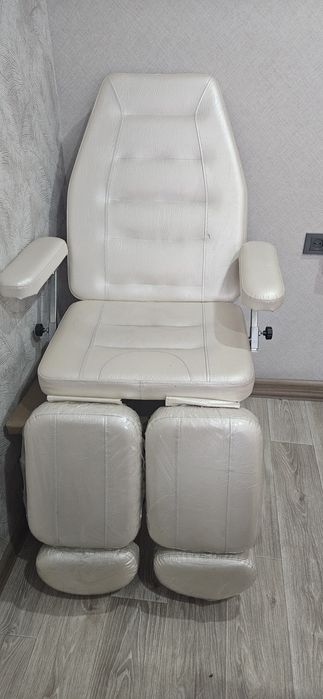 Педикюрное кресло