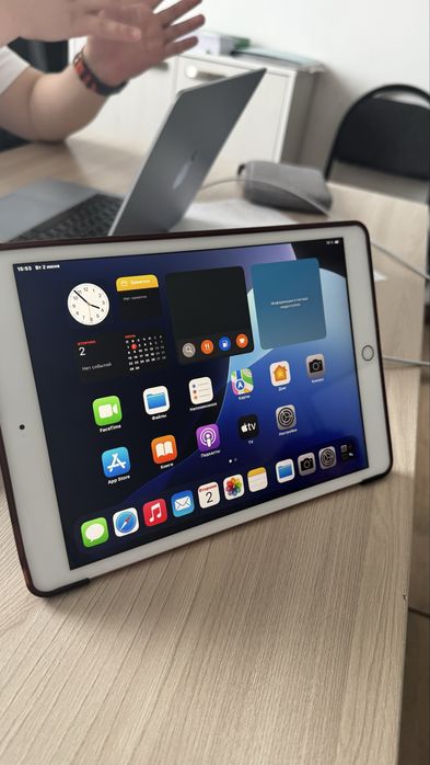Ipad 7 срочно продам