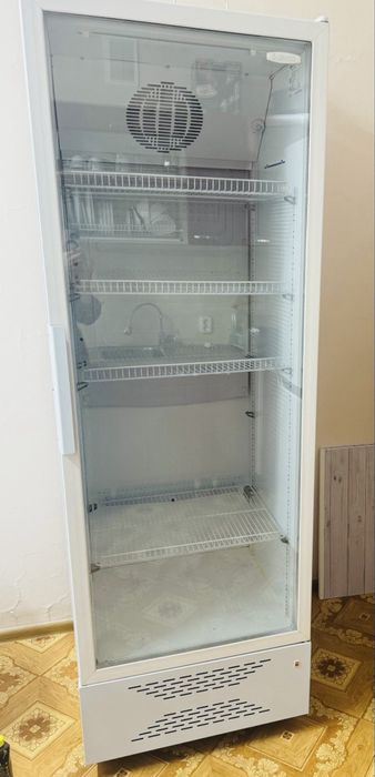 Холодильник для магазина