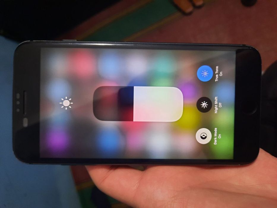 Iphone 8 plus sotiladi