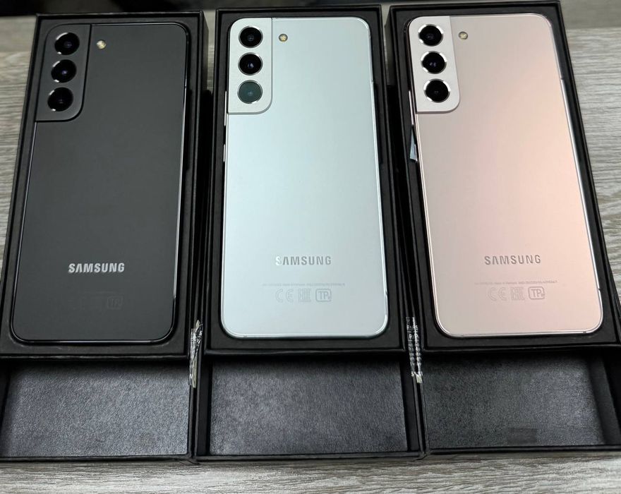 Samsung S22 8/256GB