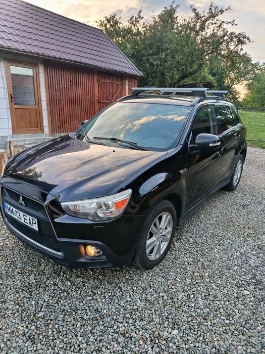 Mitsubishi asx 2011
