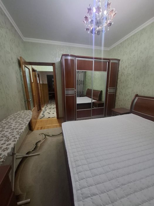 Продажа  Госпиталка  ул Мироншох  напротив  Каритал Банка  2/4/9