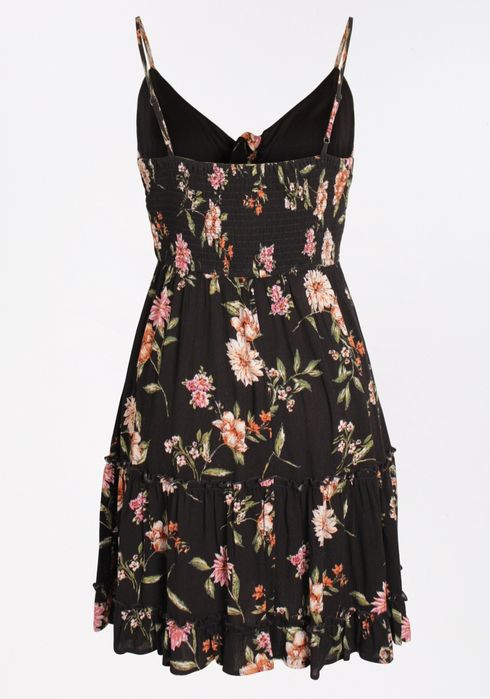 Лятна черна рокля на цветя