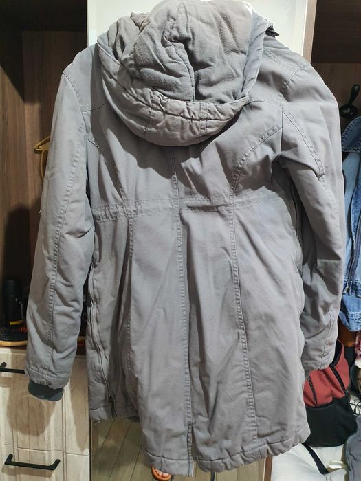 Яке за бременни с приставка за бебеносене