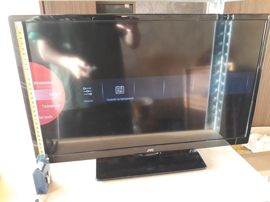 Телевизор JVC Led 24 инча