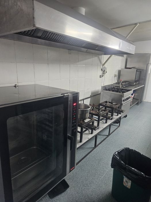 Afacere la cheie de vanzare-BUCATARIE CATERING