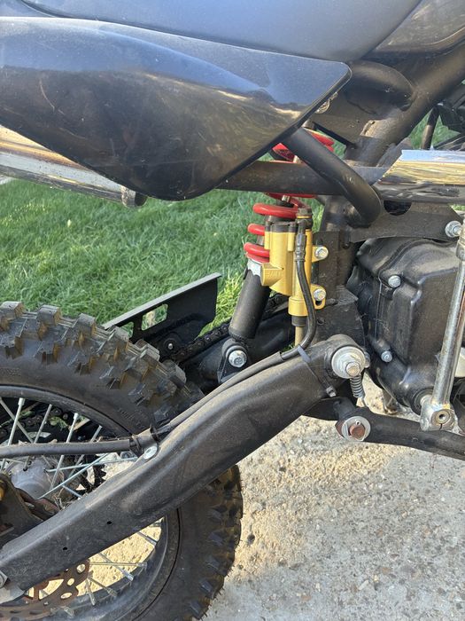 Vând motocicletă copii