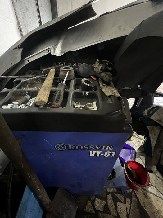 Продам балансировочный станок для шиномонтажа