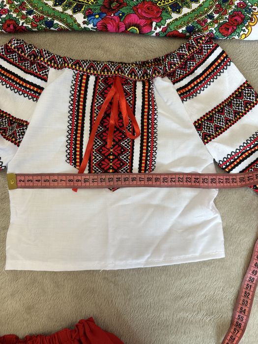 Costum traditional romanesc