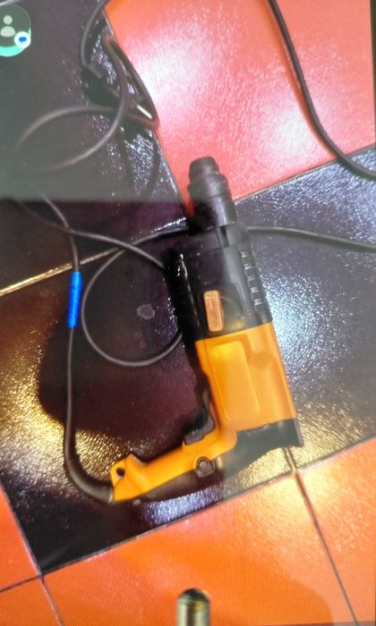 Продам перфоратор рабочий