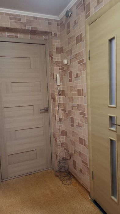 Продам 1 комн .КВ район Уюта