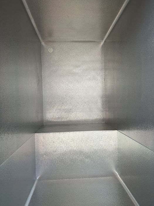 Продам морозильную камеру Leadbros