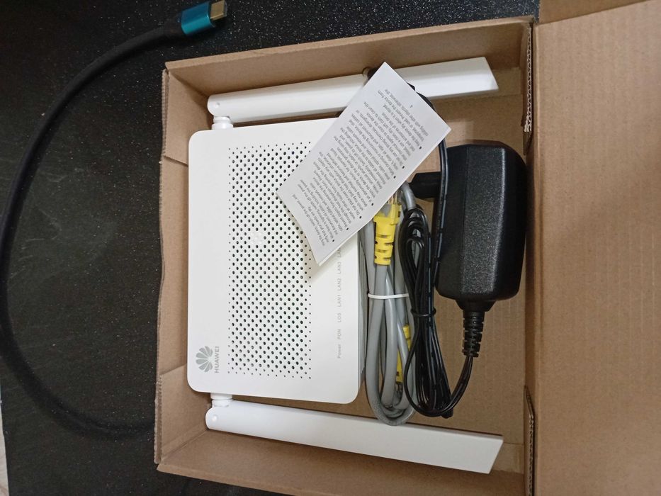 Роутер Huawei WiFi