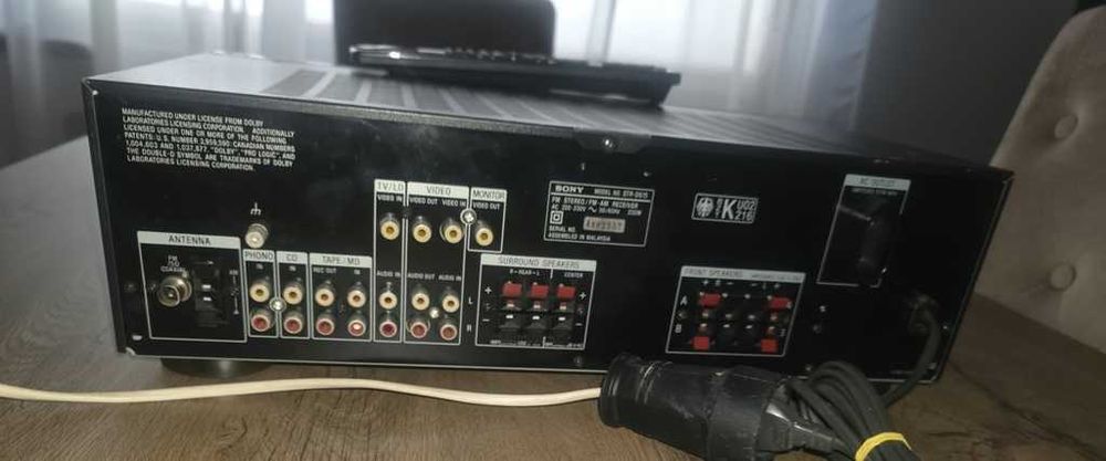 Vand Amplituner Sony model STR-D615