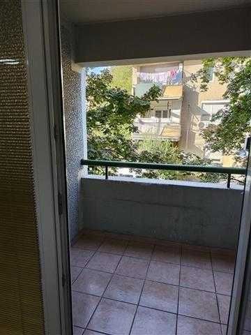 Дава се под наем Двустаен апартамент в Пловдив, Остромила - 61 кв.м за 198.9 € - Снимка #2