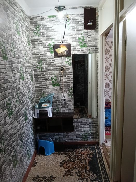 2 xonali kvartira sotiladi