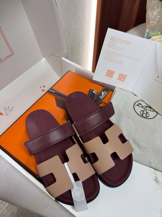 Papuci Hermes Chypre