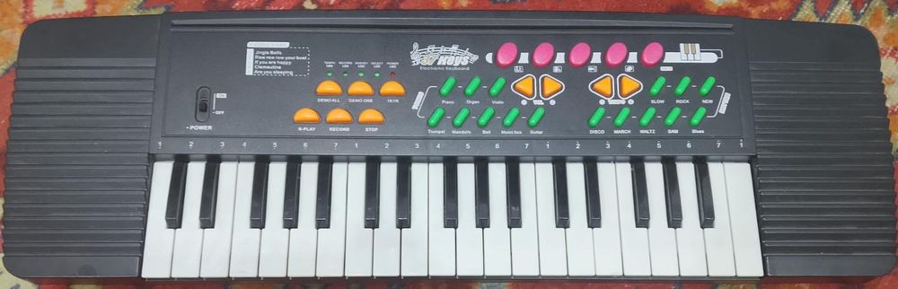 Детский синтезатор