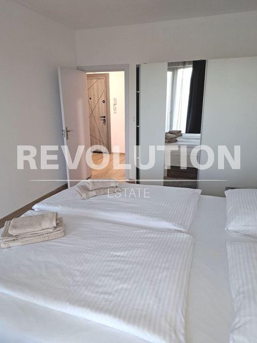 Дава се под наем Двустаен апартамент в к.к. Св.Св. Константин и Елена - 57 кв.м за 550 € - Снимка #3