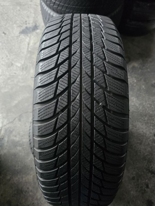 Bridgestone 215/65 R17 99H MS iarnă