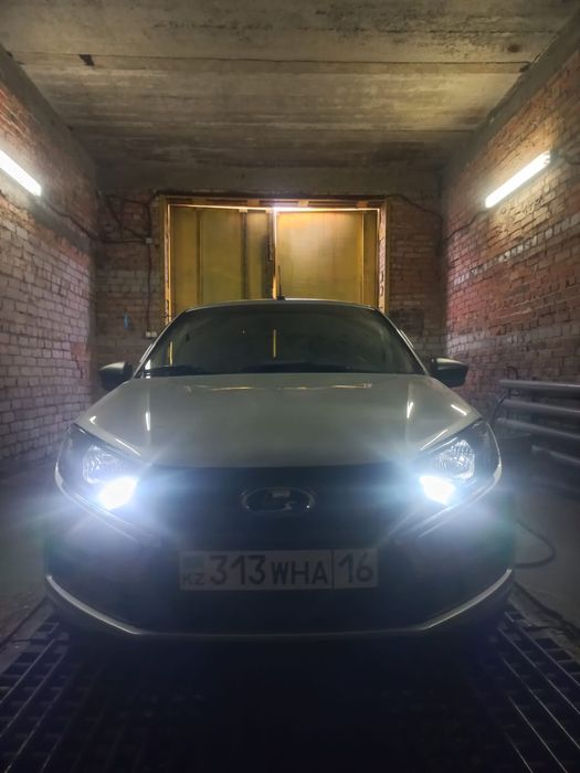 Автомобиль Lada Granta FL 2019