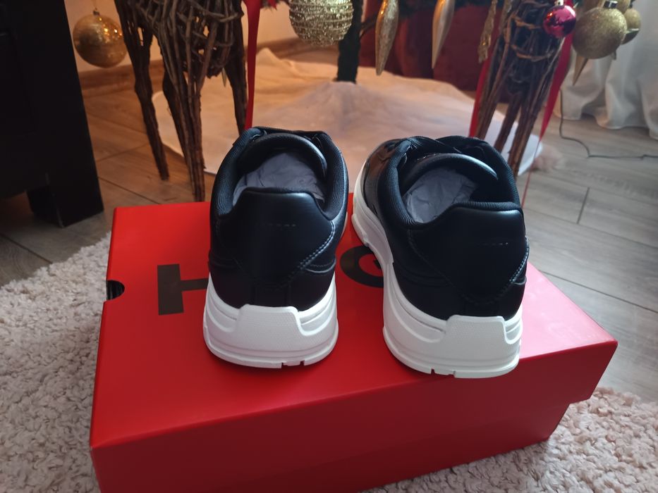 Adidași Hugo  mărime 43