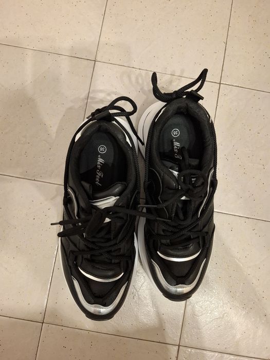 Страхотни спортни обувки