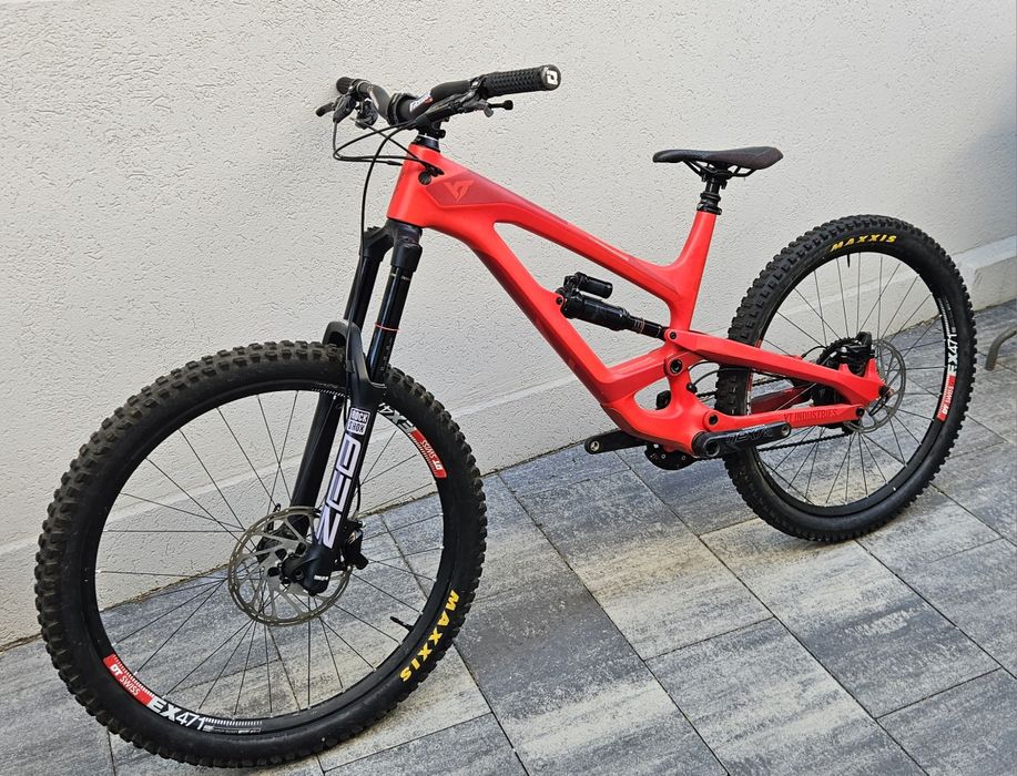 Bicicleta Full Suspension Carbon Yt Capra mtb enduro zeb xtr bike sram