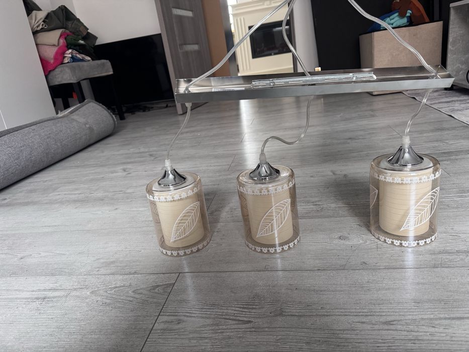 Lustra 3 becuri e27