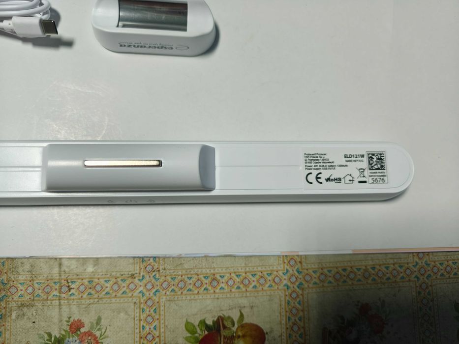 Aplica led cu acumulator si magnet