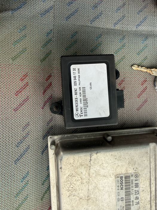 Компютър (ECU) Bosch за Mercedes 2.2  + имобилайзер и ключ – комплект