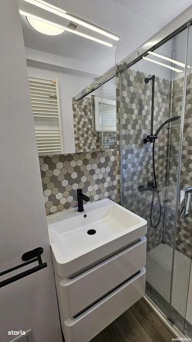 Apartament 3 camere-Spitalul Judetean-Girocului