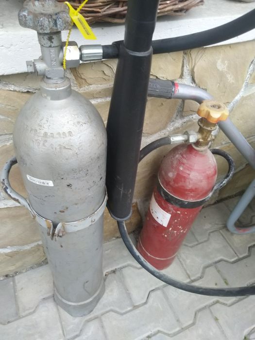 Пожарогасители, с въглероден двуокис запазени