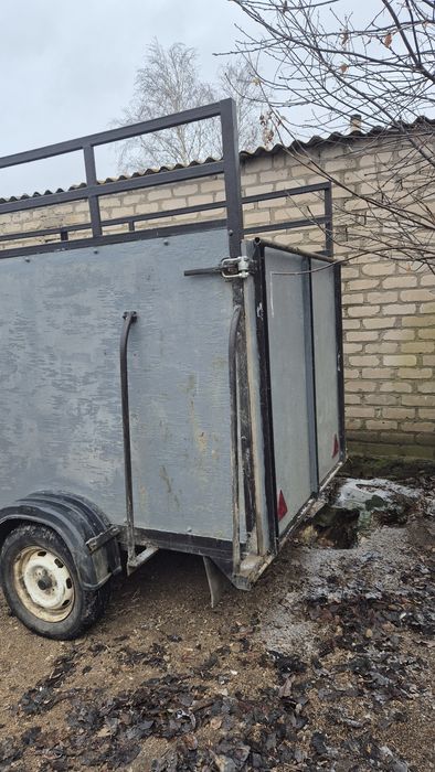 Коневозка прицеп