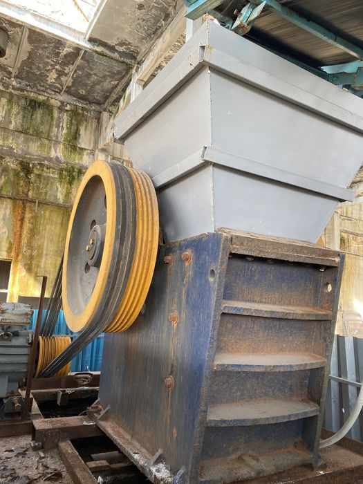 челюстна трошачка ОМ / 600х400/ мм