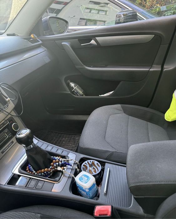 Vand Passat b7 2011 1.6 manuala