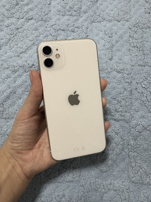 Айфон 11, 128гб без коробки.