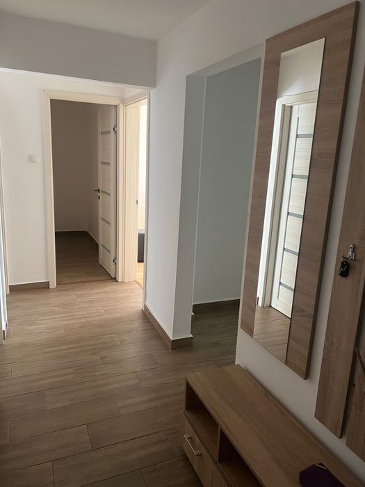 Proprietar, vând apartament 3 camere, renovat integral